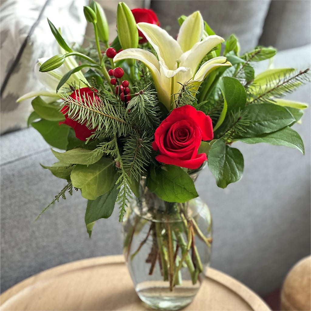Sparkling Snowflakes Bouquet –  Jax Flowers Corp, Orange Park FL