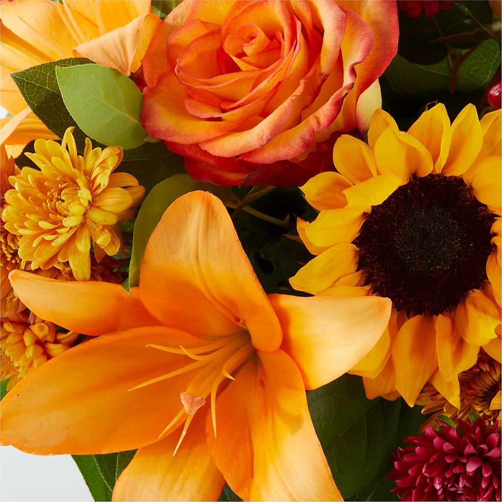 Grateful Centerpiece –  Jax Flowers Corp, Orange Park FL