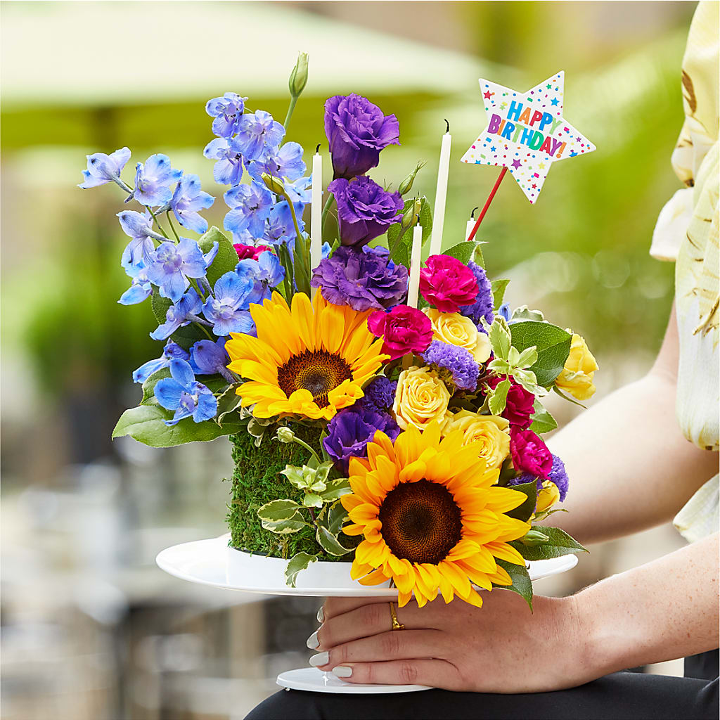 Star of the Day Floral Cake –  Jax Flowers Corp, Orange Park FL